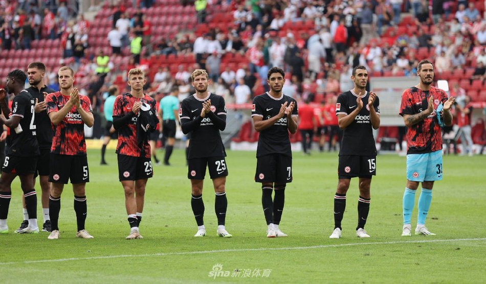 的赛场上 的赛场上