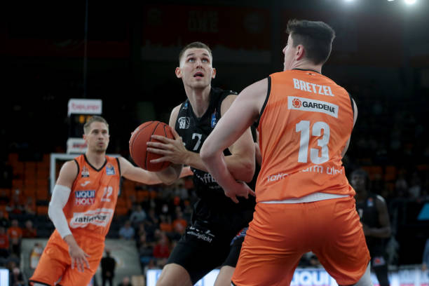 联赛商业吸 联赛商业吸