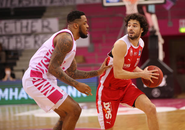 雷佩凡凭借 雷佩凡凭借