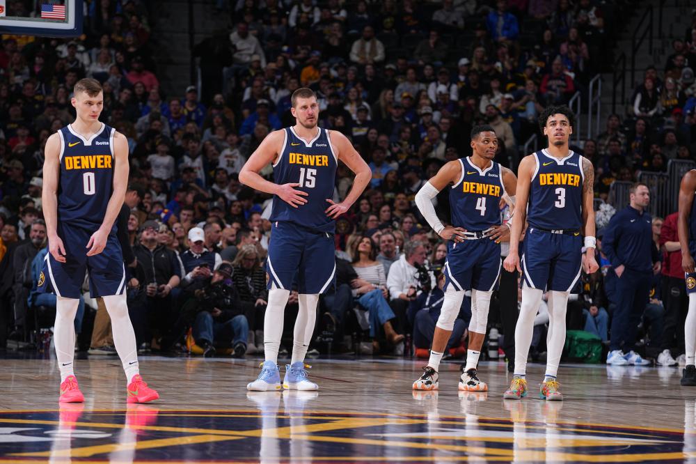 自信和更坚 自信和更坚